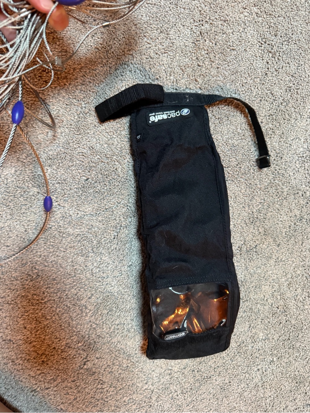Pacsafe® 55L anti-theft backpack & bag protector - Picture 4 of 6